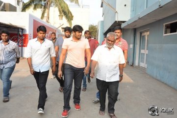 Pandavulu Pandavulu Tummeda Team Visits Theatres in Hyderabad